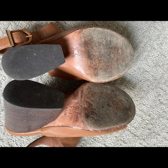 Tory Burch Grove Bootie Heels Size 7.5 - Picture 3 of 3